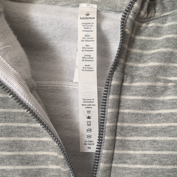 lululemon zip up jacket perfect condition size 4 - Picture 3 of 3